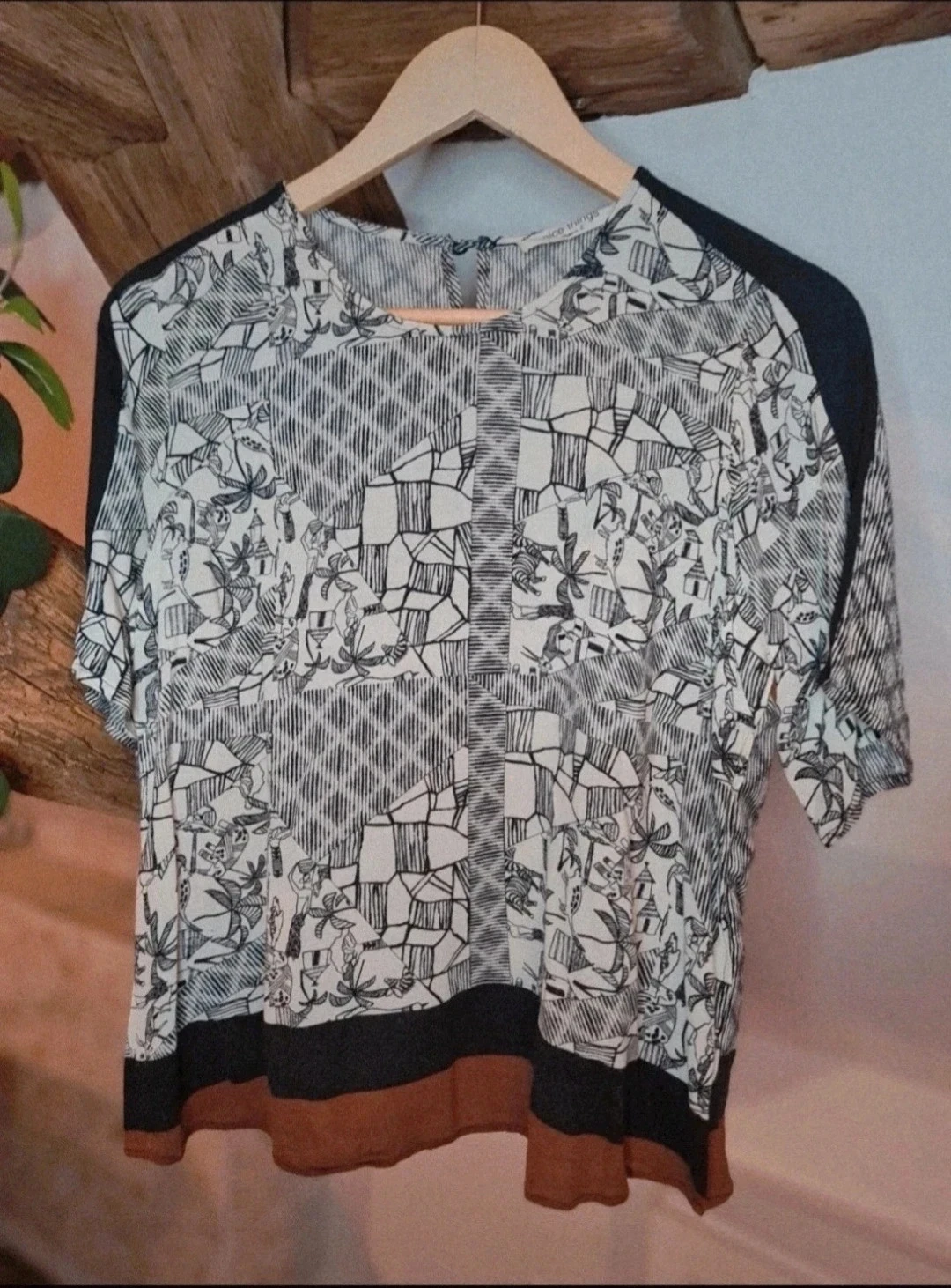 Tshirt imprimé zebre et palmiers Taille S en soie